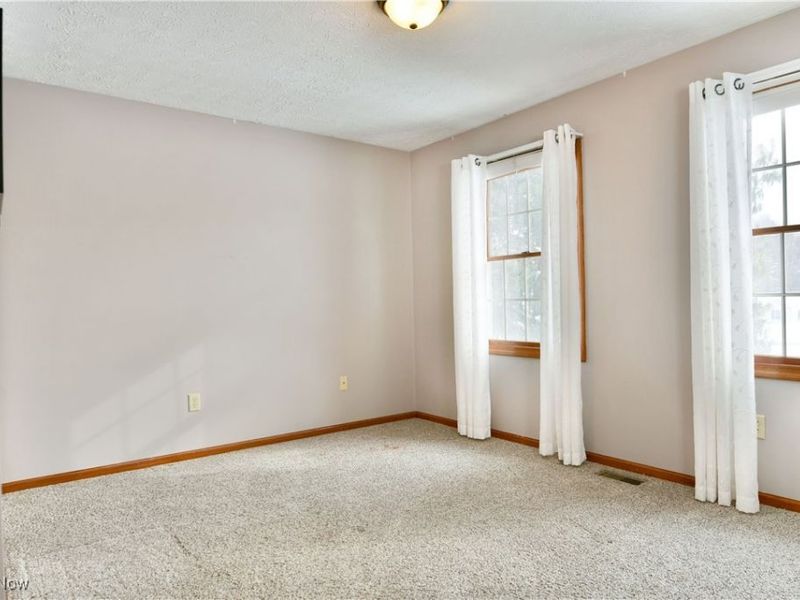 658 Center Street W, Warren, OH 44481 Photo 32