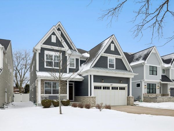 557 N Myrtle Avenue, Elmhurst, IL 60126