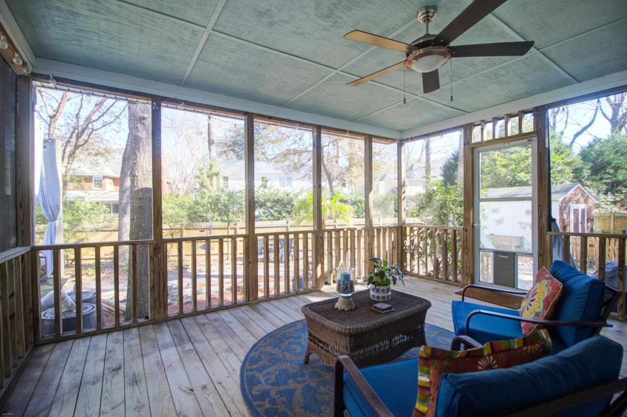 2044 Hallahan Court Photo 31