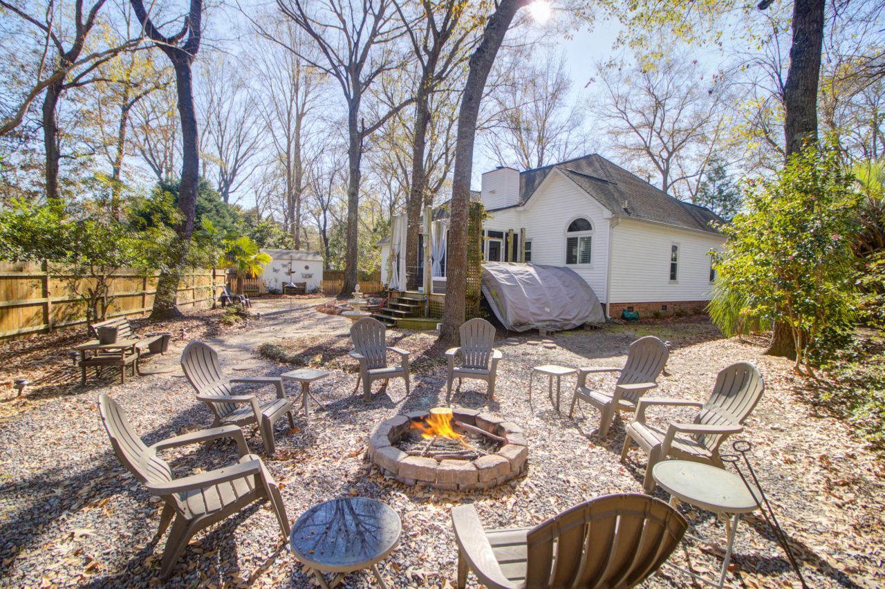 2044 Hallahan Court Photo 35