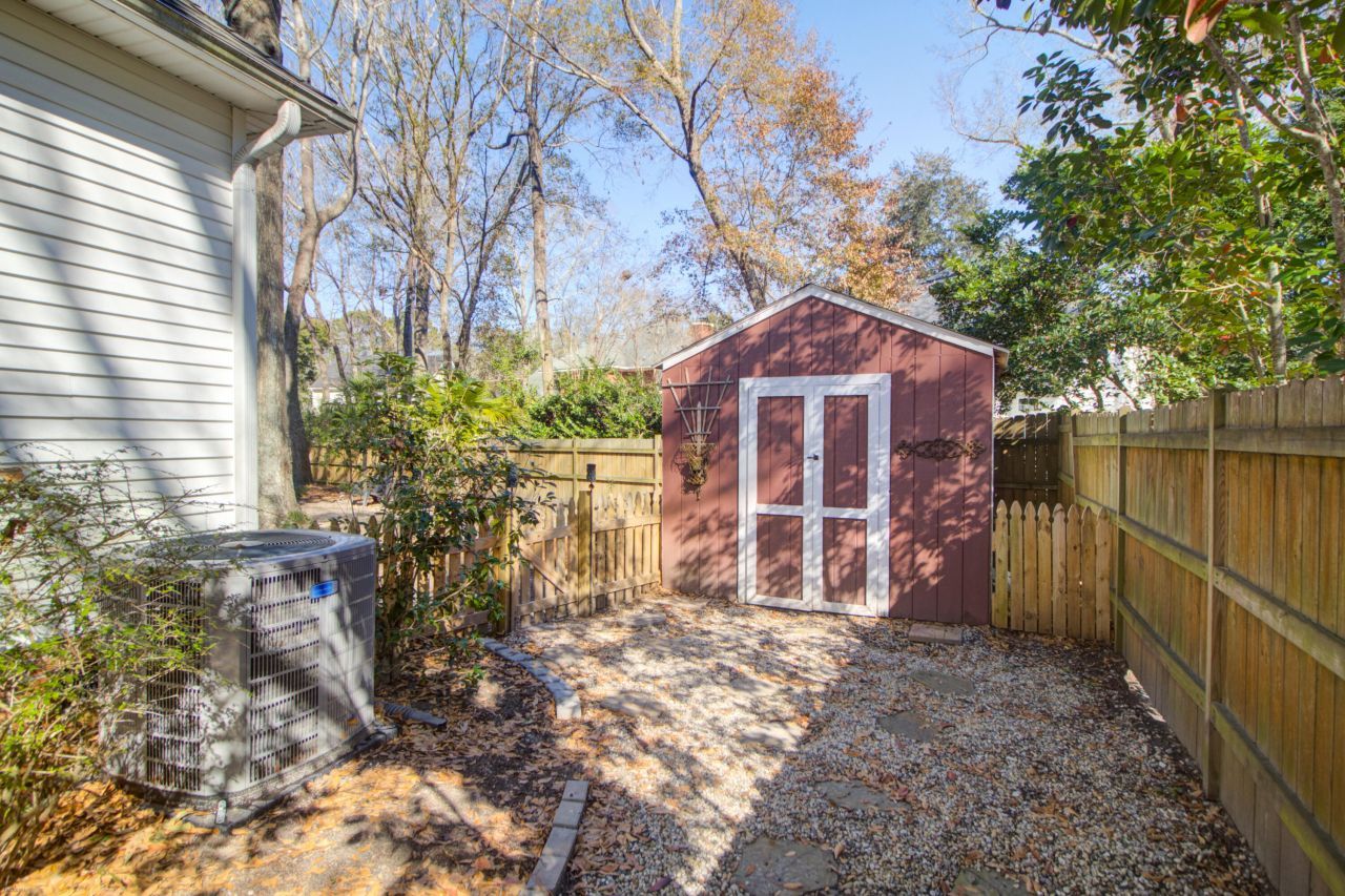 2044 Hallahan Court Photo 44