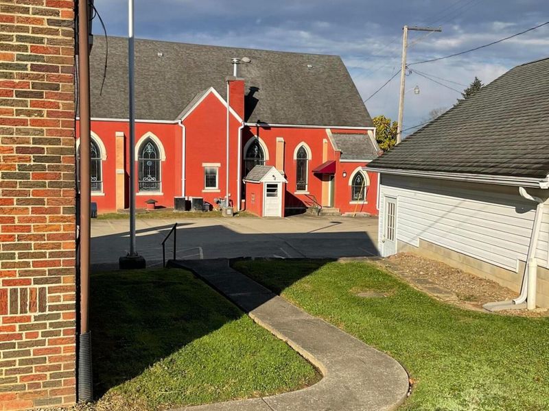 300 Winter Street, Crooksville, OH 43731 Photo 5