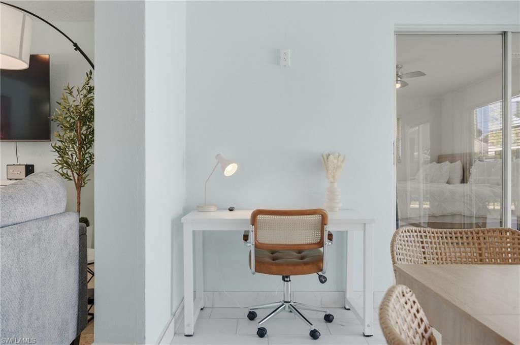 4044 Country Club Blvd, Cape Coral, FL 33904 Photo