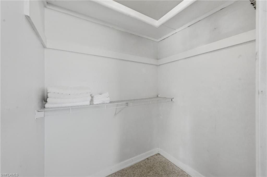 4044 Country Club Blvd, Cape Coral, FL 33904 Photo