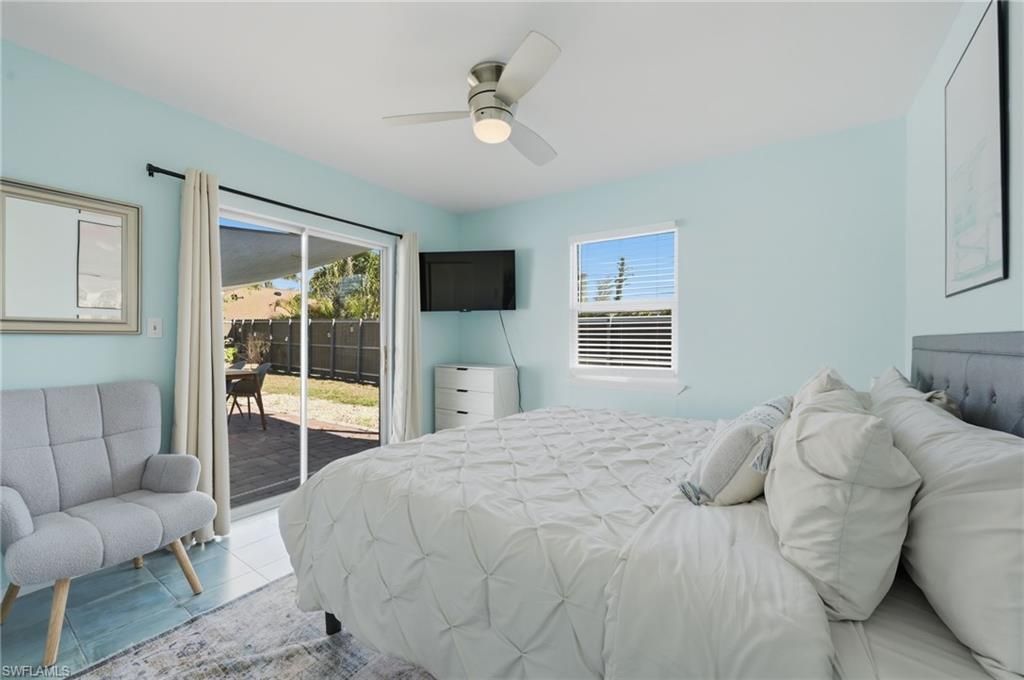 4044 Country Club Blvd, Cape Coral, FL 33904 Photo