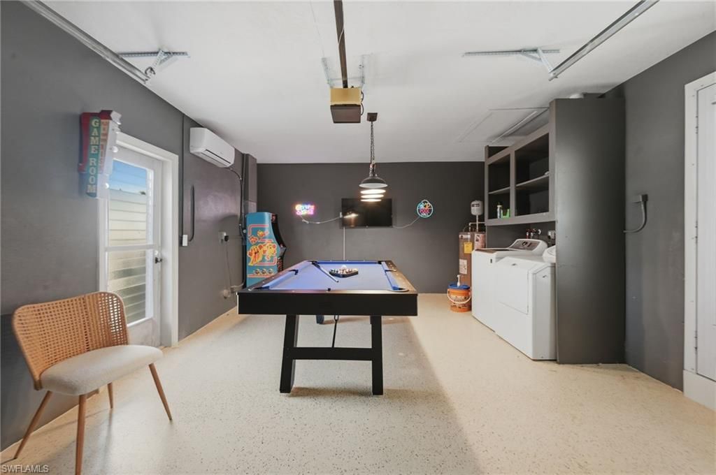 4044 Country Club Blvd, Cape Coral, FL 33904 Photo