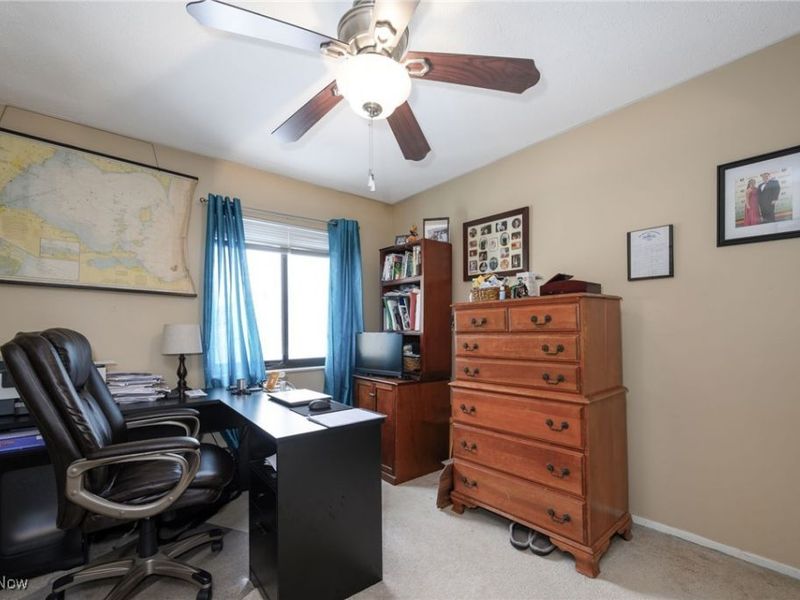 864 Kirkwall Drive, Akron, OH 44321 Photo 15