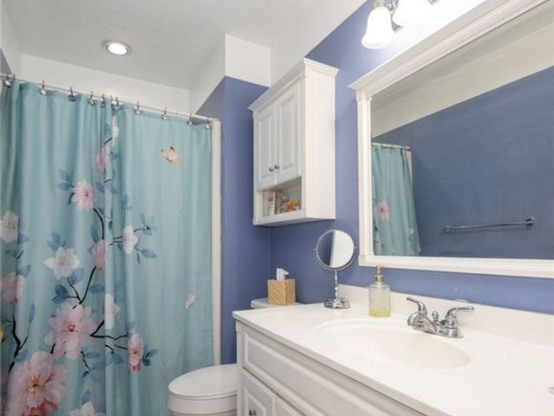 864 Kirkwall Drive, Akron, OH 44321 Photo 17