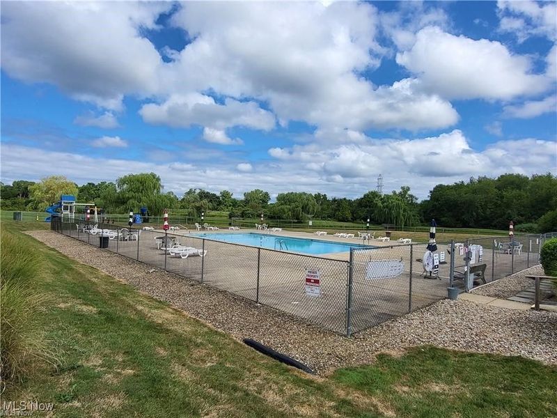 864 Kirkwall Drive, Akron, OH 44321 Photo 23