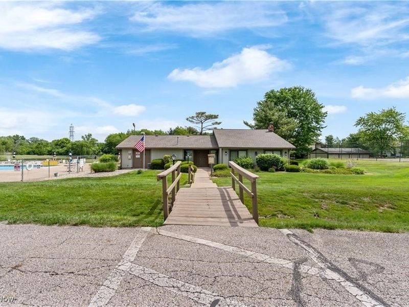 864 Kirkwall Drive, Akron, OH 44321 Photo 25