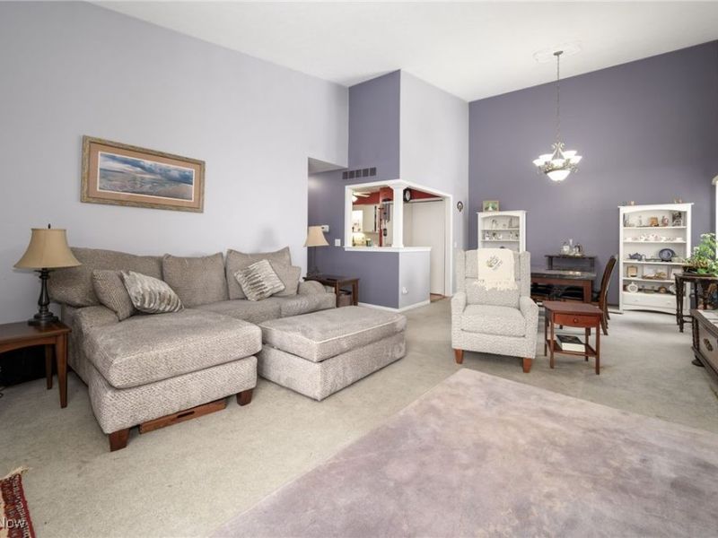 864 Kirkwall Drive, Akron, OH 44321 Photo 5