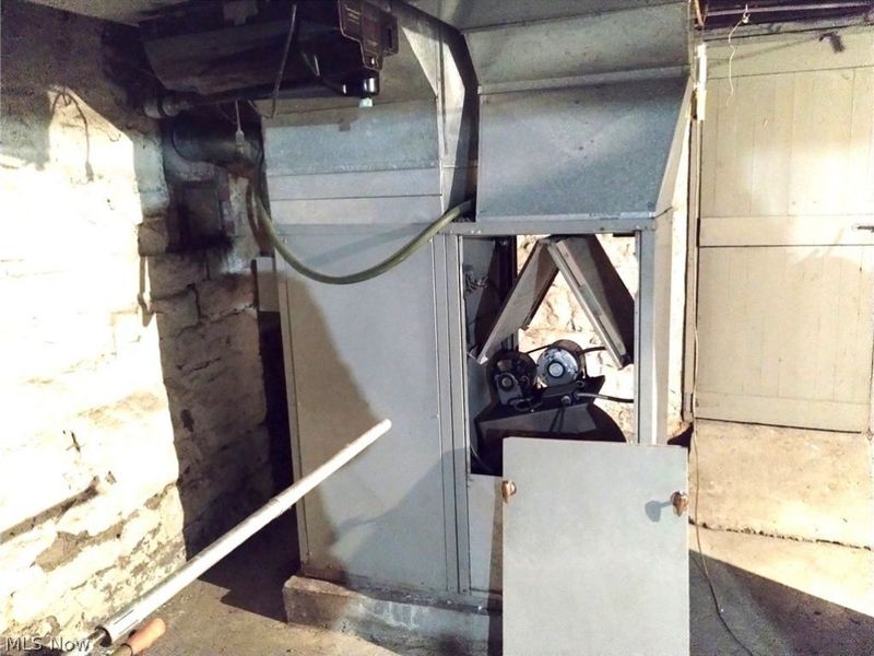 346 E 8th Street, East Liverpool, OH 43920 Photo 17