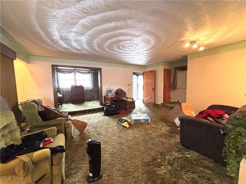 346 E 8th Street, East Liverpool, OH 43920 Photo 2