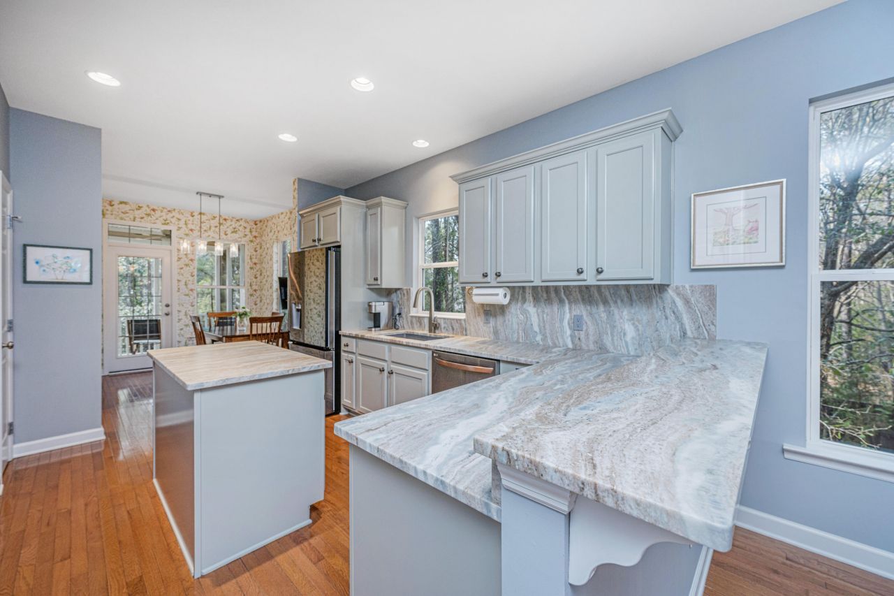 228 Fair Sailing Road Photo 12