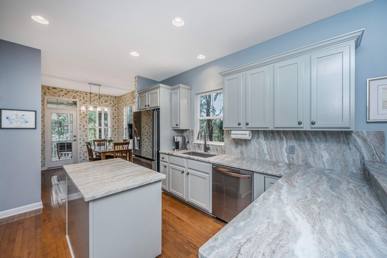 228 Fair Sailing Road Photo 13