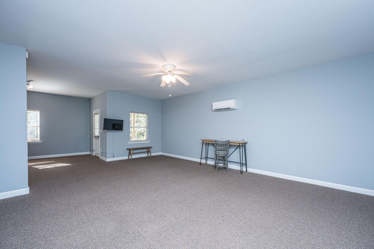 228 Fair Sailing Road Photo 42