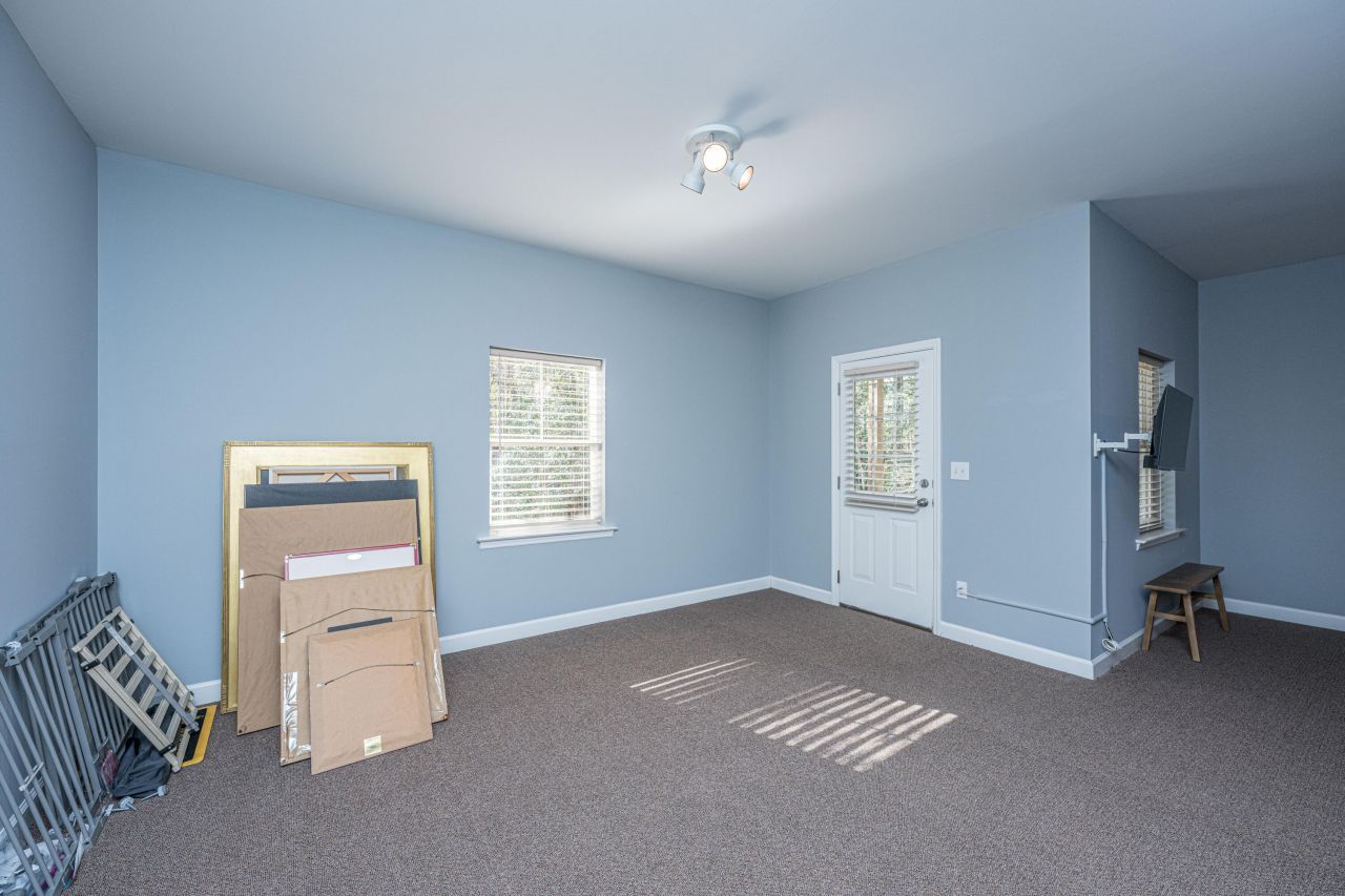 228 Fair Sailing Road Photo 45