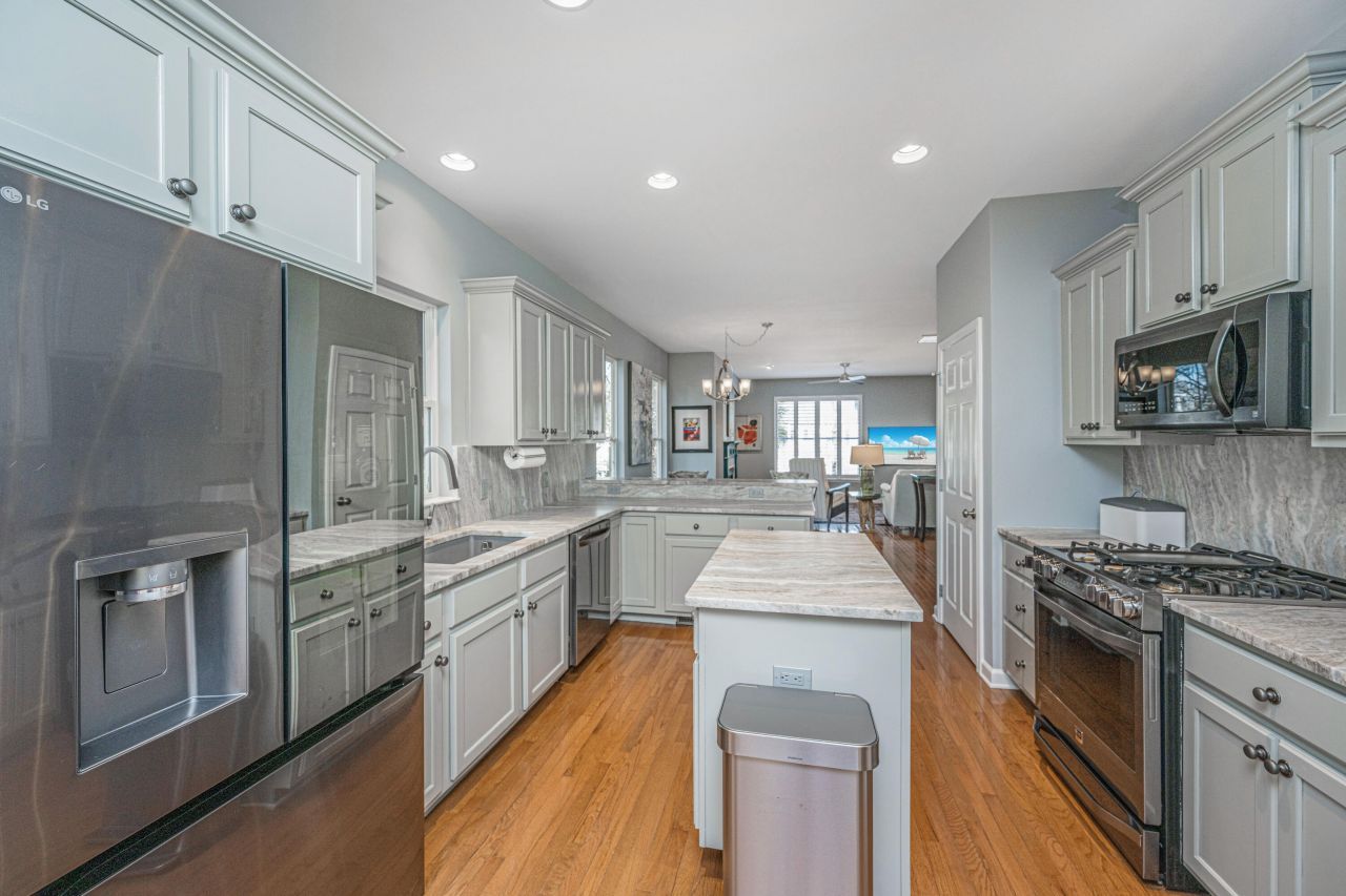 228 Fair Sailing Road Photo 8