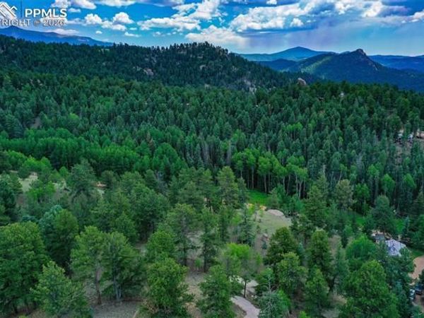525 Spring Valley Lane, Florissant, CO 80816