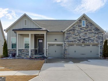 7032 Cottage Grove Drive, Flowery Branch, GA 30542