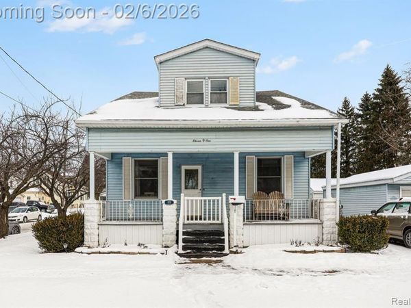 1101 S Farragut Street, Bay City, MI 48708
