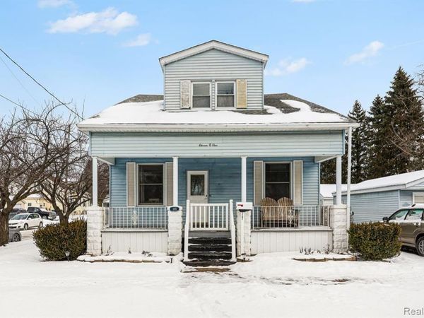 1101 S Farragut Street, Bay City, MI 48708