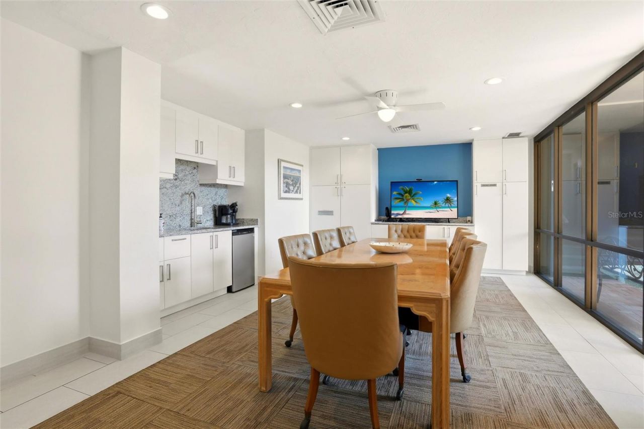 1400 1st Avenue W, Unit 203, Bradenton, FL 34205 Photo