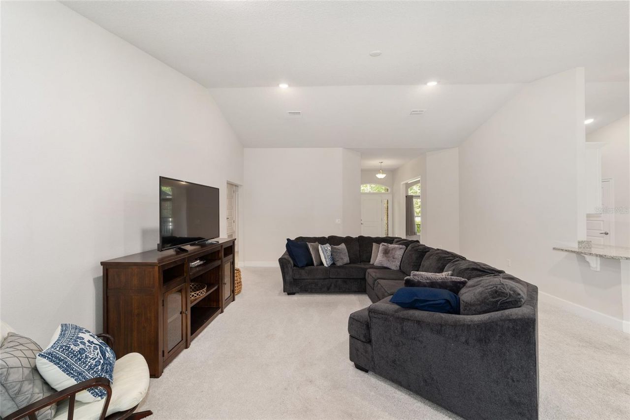 8489 NE 6th Lane, High Springs, FL 32643 Photo