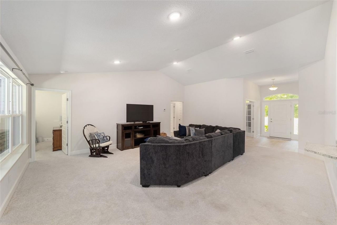 8489 NE 6th Lane, High Springs, FL 32643 Photo