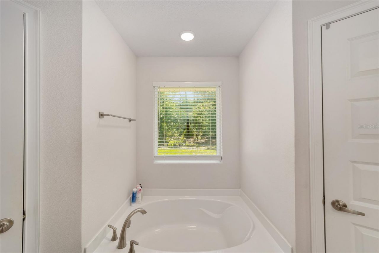 8489 NE 6th Lane, High Springs, FL 32643 Photo