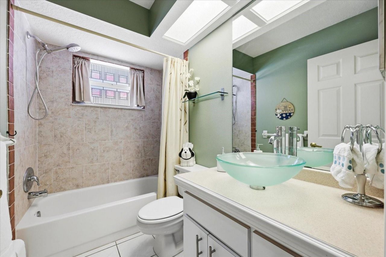 3141 Featherwood Court, Clearwater, FL 33759 Photo