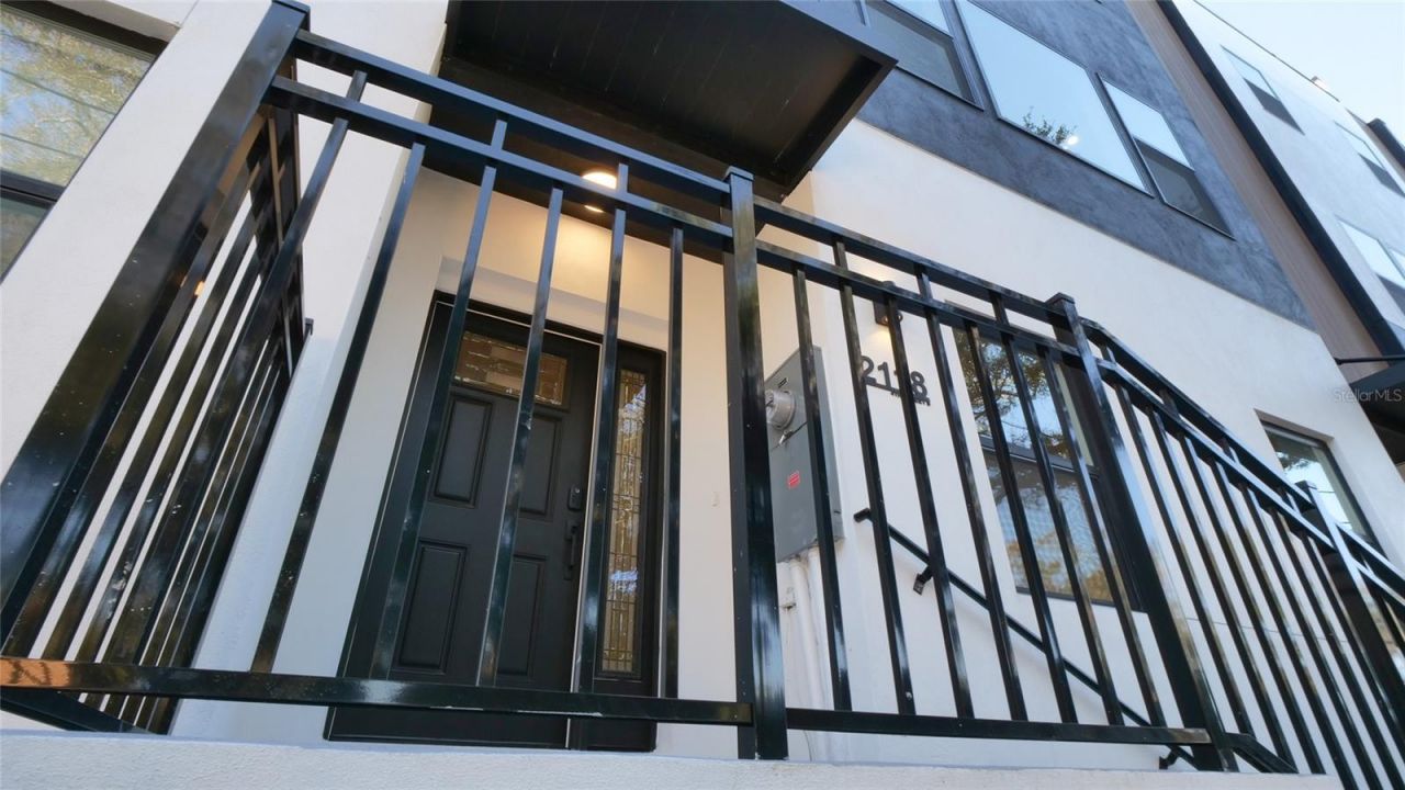 2118 4th Street S, Saint Petersburg, FL 33705 Photo