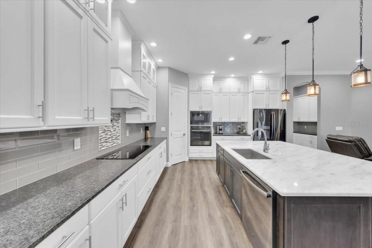 8011 Revels Road, Riverview, FL 33569 Photo