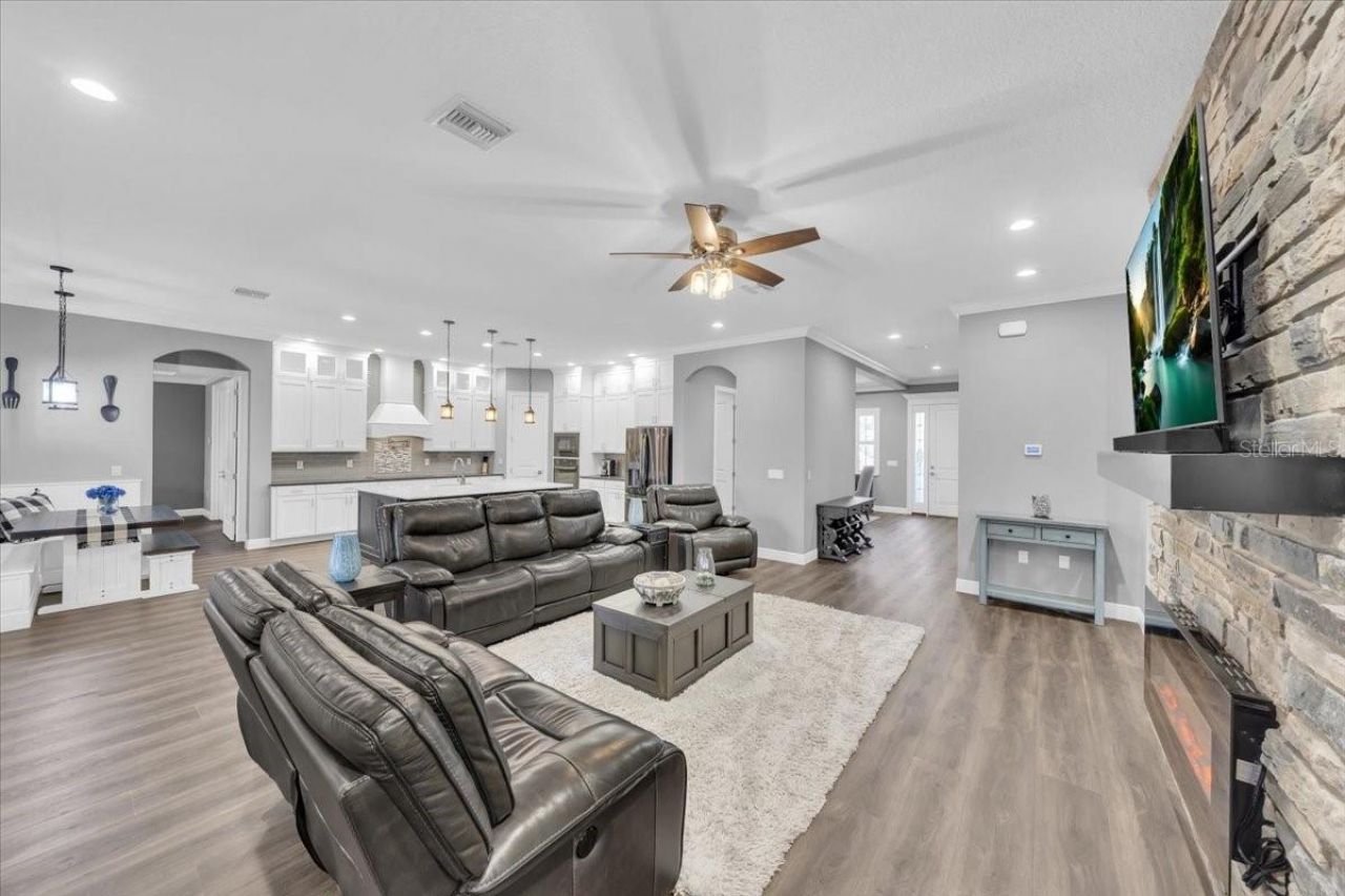 8011 Revels Road, Riverview, FL 33569 Photo