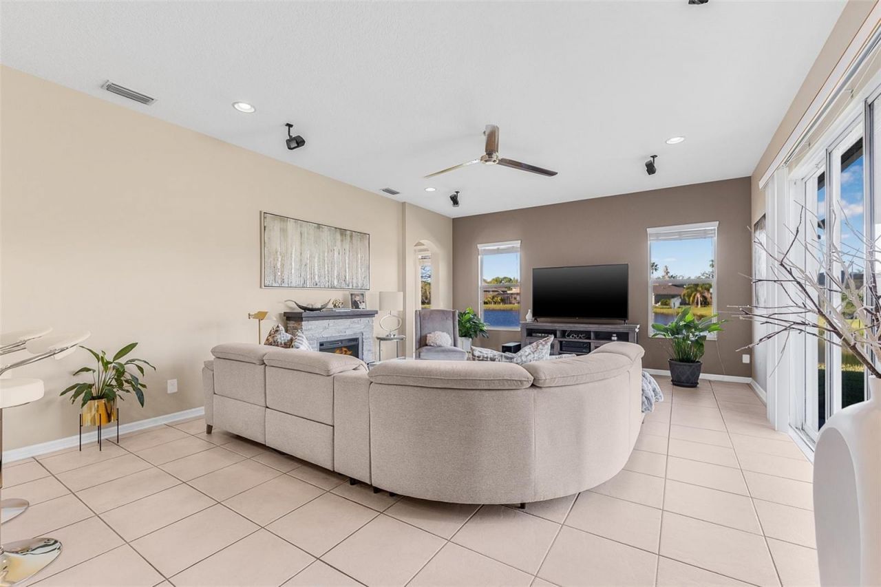 4315 70th Avenue E, Ellenton, FL 34222 Photo