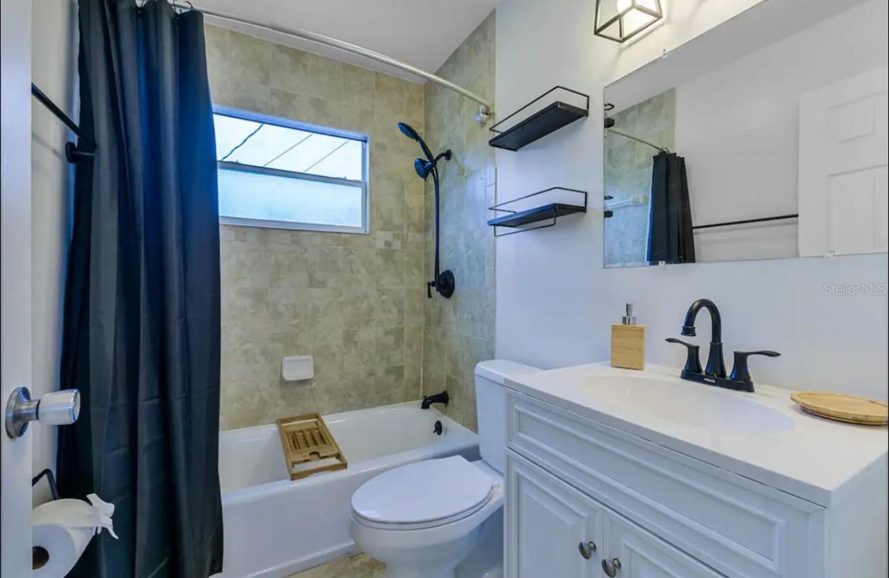 6650 4th Avenue N, Saint Petersburg, FL 33710 Photo