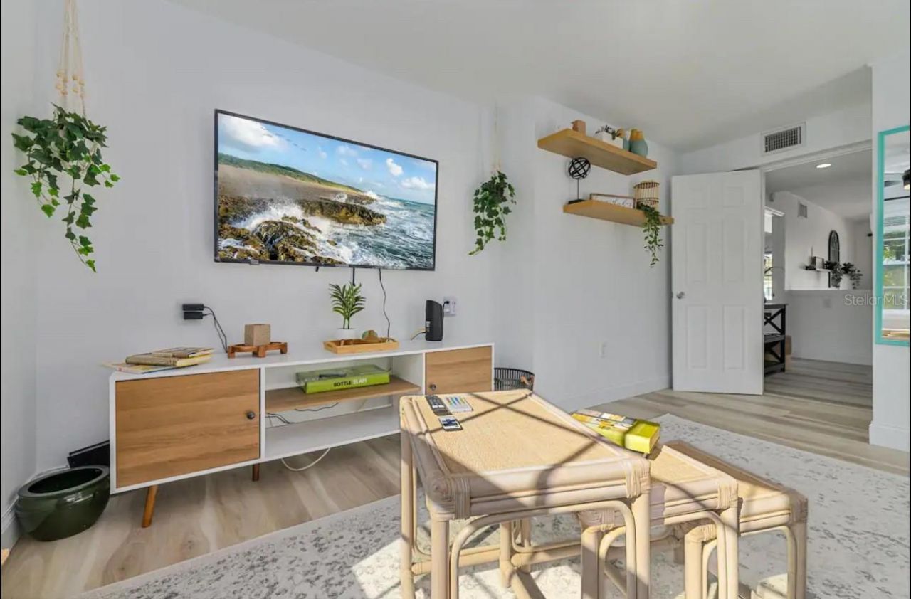 6650 4th Avenue N, Saint Petersburg, FL 33710 Photo