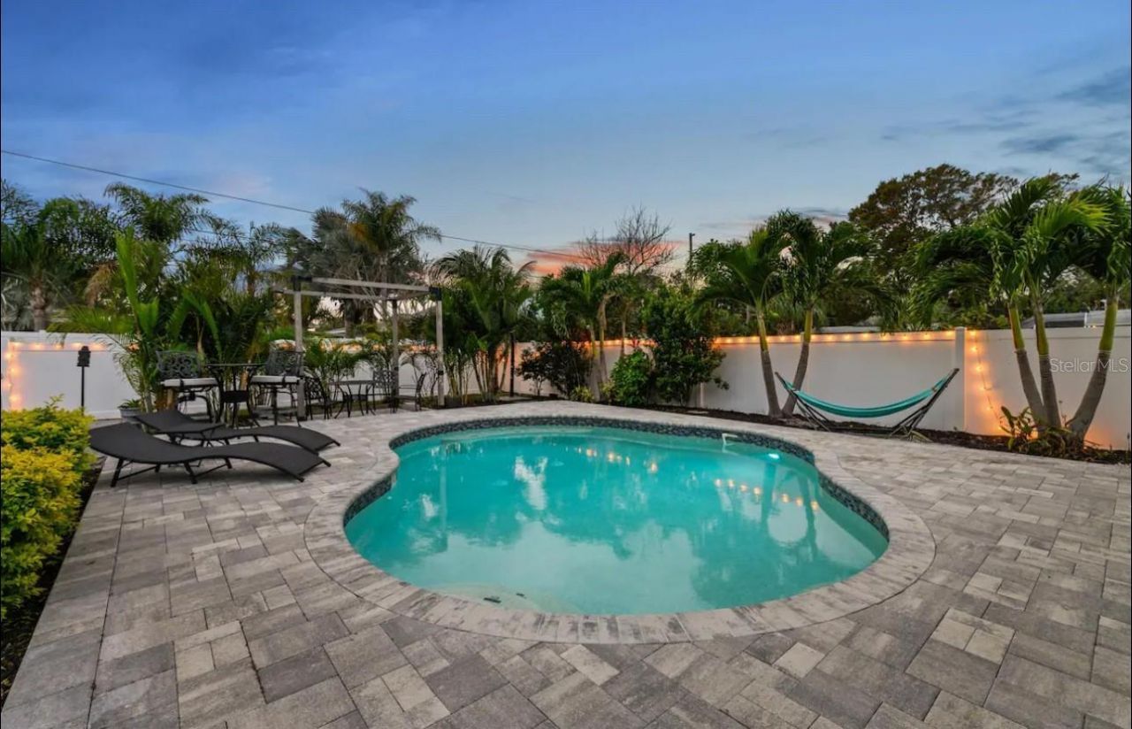 6650 4th Avenue N, Saint Petersburg, FL 33710 Photo