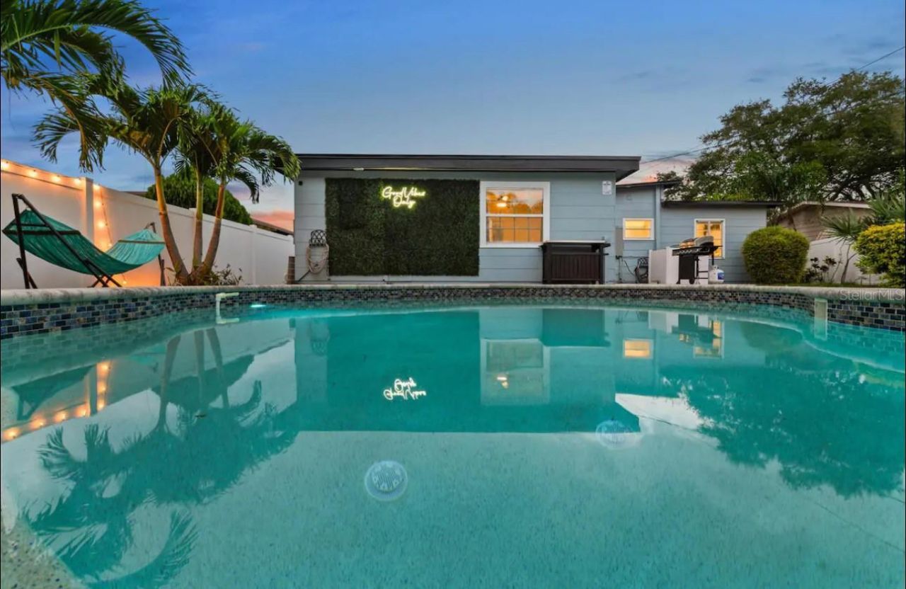 6650 4th Avenue N, Saint Petersburg, FL 33710 Photo