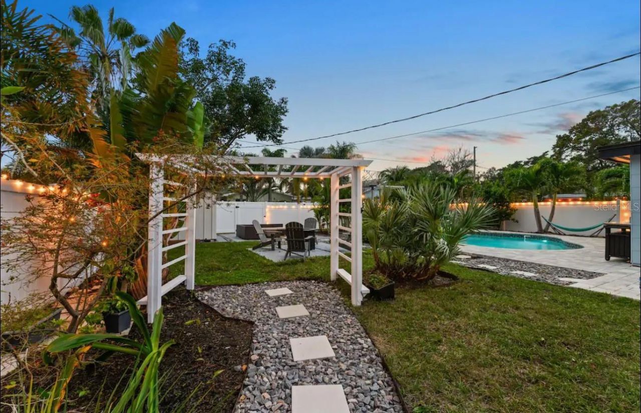 6650 4th Avenue N, Saint Petersburg, FL 33710 Photo