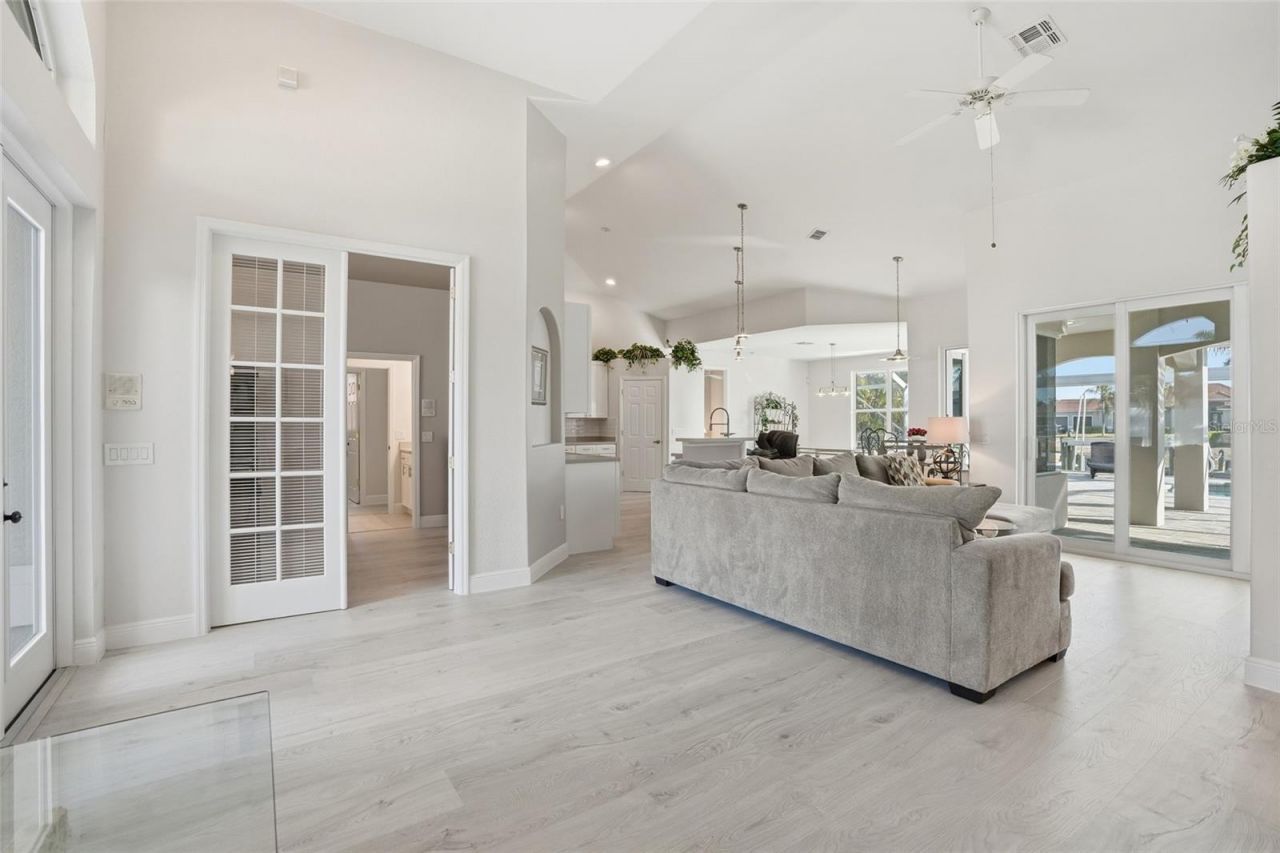 5267 Stratford Court, Cape Coral, FL 33904 Photo