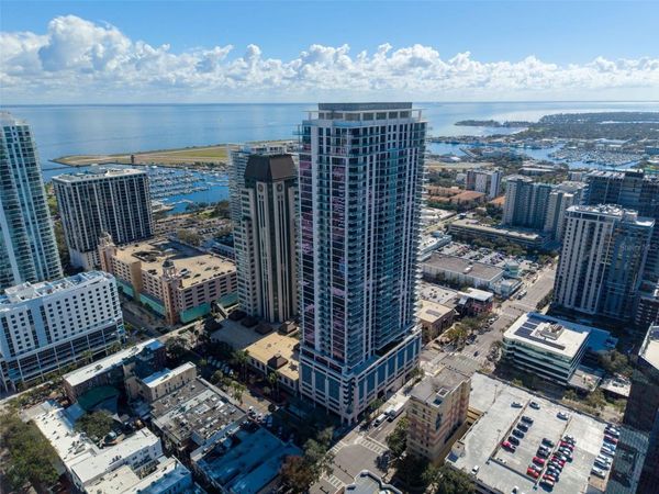 275 1ST AVENUE S, Unit 2001, ST PETERSBURG, FL 33701