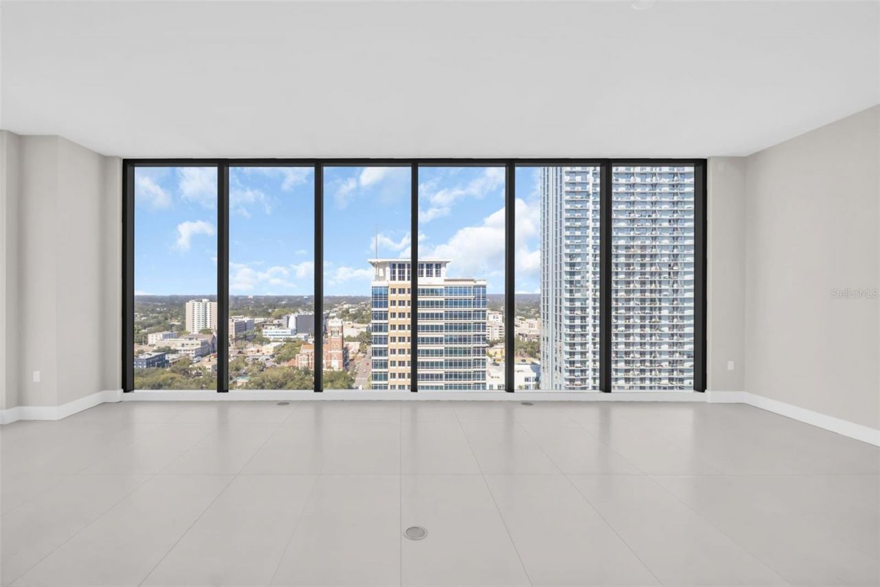 275 1st Avenue S, Unit 2001, Saint Petersburg, FL 33701 Photo