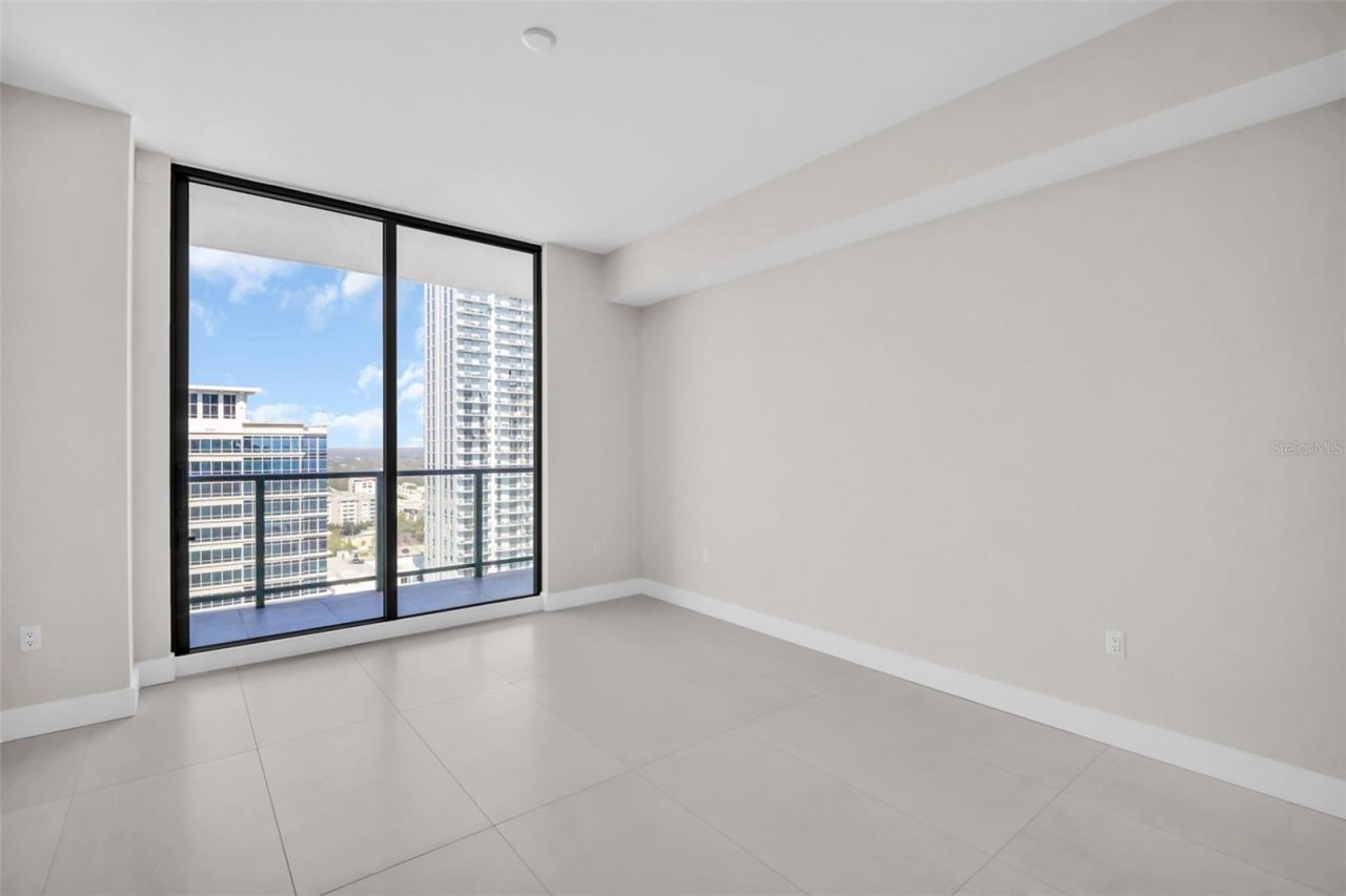 275 1st Avenue S, Unit 2001, Saint Petersburg, FL 33701 Photo