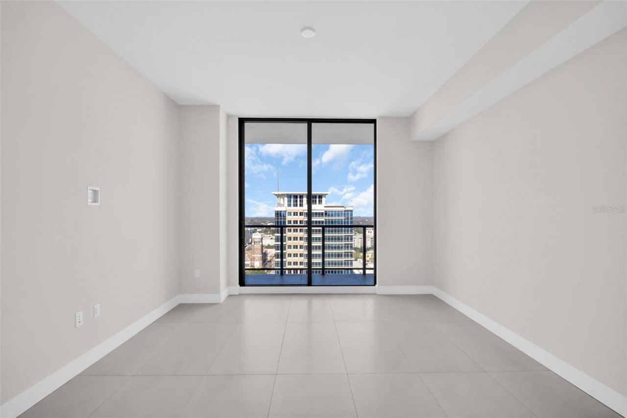 275 1st Avenue S, Unit 2001, Saint Petersburg, FL 33701 Photo