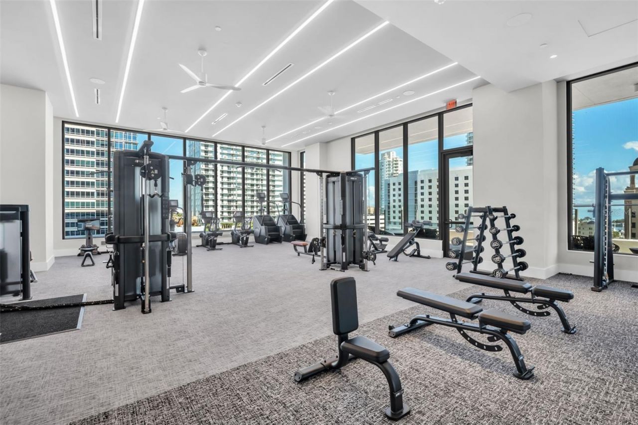 275 1st Avenue S, Unit 2001, Saint Petersburg, FL 33701 Photo