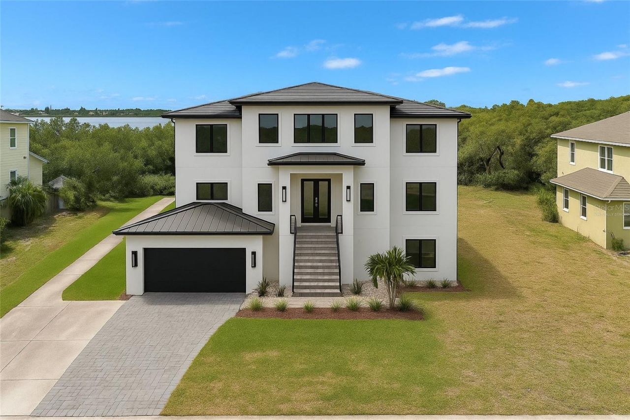 734 Weedon Drive Ne, Saint Petersburg, FL 33702 Photo