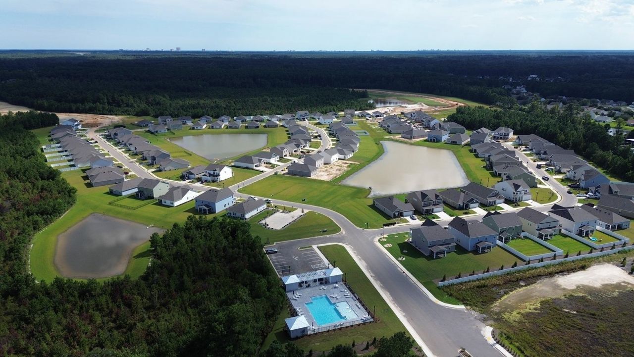 374 Hadley Springs Ave Photo 2