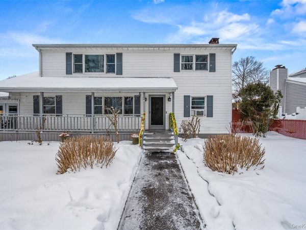 8 George Drive , Mastic, NY 11950