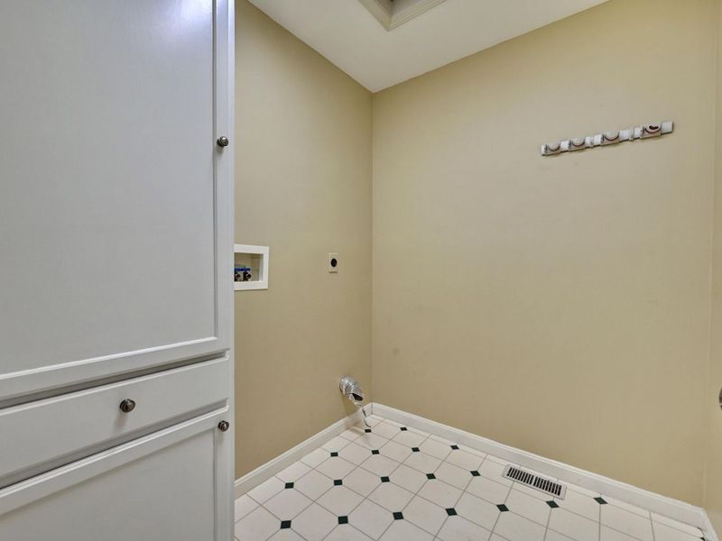 566 Palmer Court, Crestview Hills, KY 41017 Photo 12